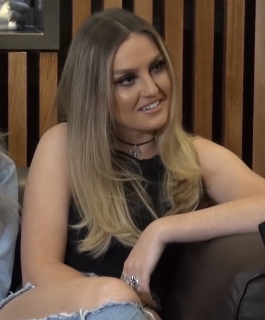 from perrie edwards to meme edwards : a funny thread