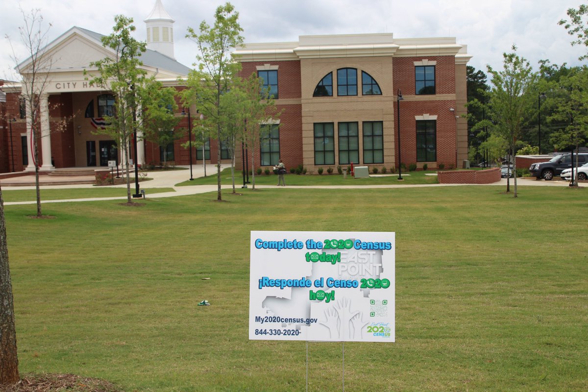 cityofeastpoint's tweet photo. Check out our 2020 Census Yard Signs! We're partnering with neighborhood Assocs, churches and businesses to bring awareness to the #2020Census. Make sure you encourage your neighbors to complete the Census at https://t.co/siruxENJIZ or call 844-330-2020. #CountThePoint https://t.co/SBoIKjclHz