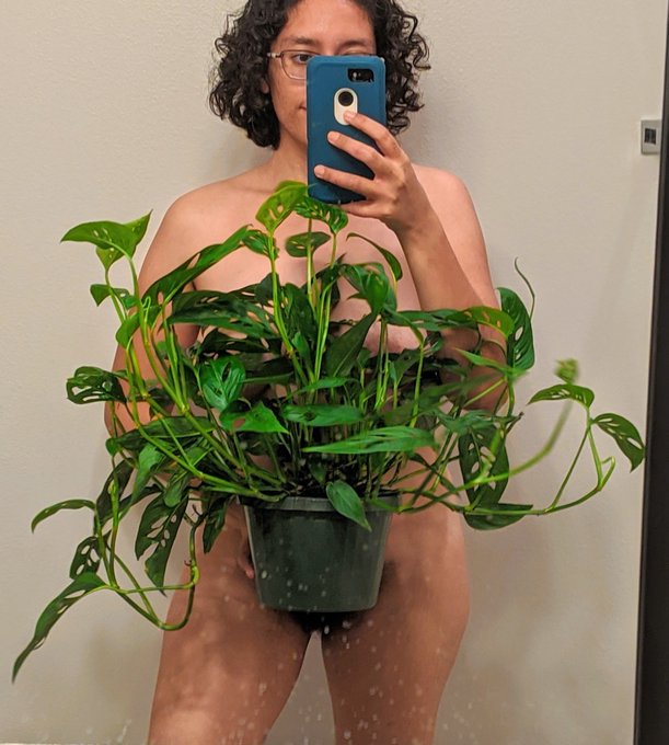 Me and my new boyfriend, plz don't get jealous https://t.co/tuKLlvjz9x