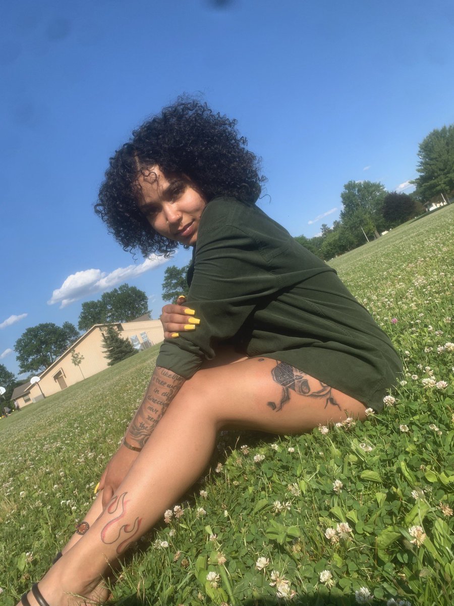 babyerickaa's tweet photo. Jus since  I haven’t posted on here 🥰 https://t.co/pF9LsLstJ4