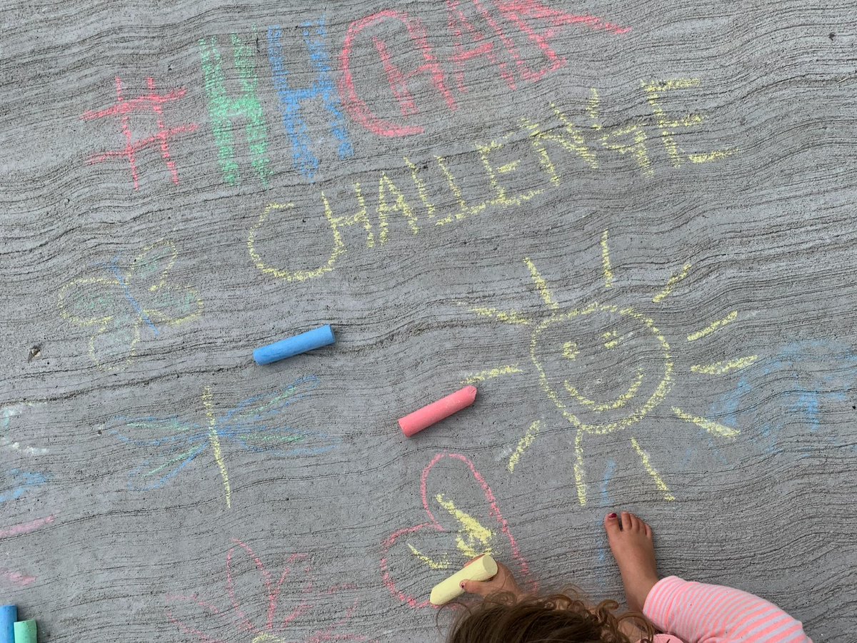 _HaltonHills's tweet photo. Chalk is great activity for all ages! Learn colours, numbers, patterns and more. Head outside and show us your designs #hhchalkchallenge #activeeasy #townofhaltonhills https://t.co/IOhw1dP3QB