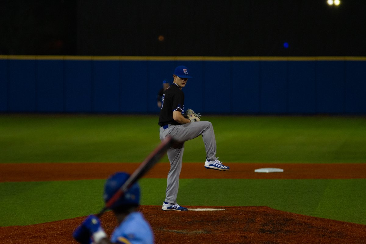 LATechBSB's tweet photo. Wishing a happy birthday to our do-it-all bullpen arm! 

Enjoy your day, Griff! https://t.co/YqW1bnw3pc