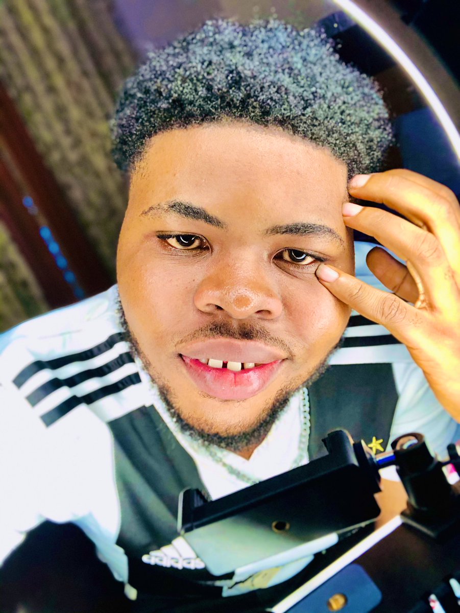 mahn_gee tweet media