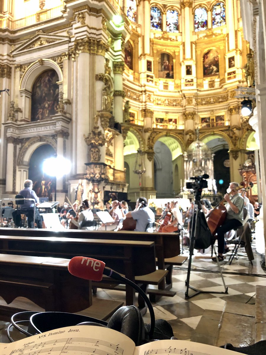 Elena Horta (@elenahortab) on Twitter photo 🎉🎉Vuelven las transmisiones de conciertos en directo a <a href="/radioclasica/">Radio Clásica</a> !!!
Y por la puerta grande, nada menos que la inauguración del <a href="/FestivalGranada/">Granada Festival</a>
Ya estamos preparando todo:
📝Mañana 25/06/20, 21.30h
Requiem de #Mozart en memoria por las víctimas del COVID19
<a href="/orquestagranada/">Orquesta Ciudad de Granada</a> 🎉🎉Vuelven las transmisiones de conciertos en directo a <a href="/radioclasica/">Radio Clásica</a> !!!
Y por la puerta grande, nada menos que la inauguración del <a href="/FestivalGranada/">Granada Festival</a>
Ya estamos preparando todo:
📝Mañana 25/06/20, 21.30h
Requiem de #Mozart en memoria por las víctimas del COVID19
<a href="/orquestagranada/">Orquesta Ciudad de Granada</a>