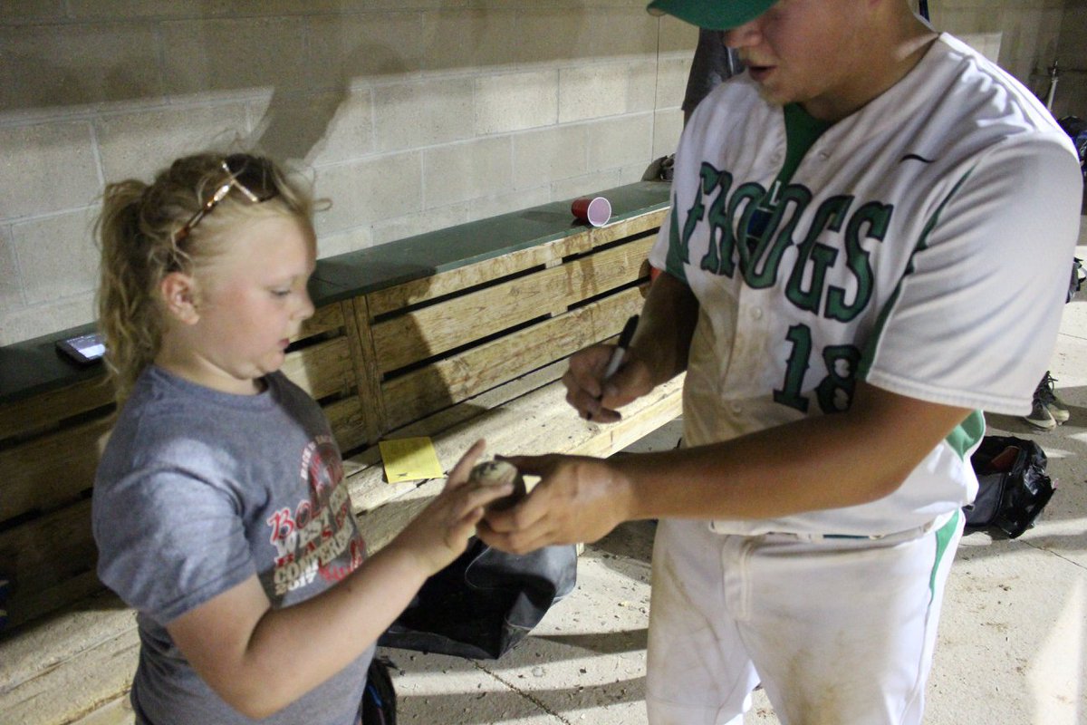 BirdBullfrogs's tweet photo. Boys and Girls Baseball and Softball Clinic July 12 starting at 12N-2:30p https://t.co/Qz4rQGo6SU