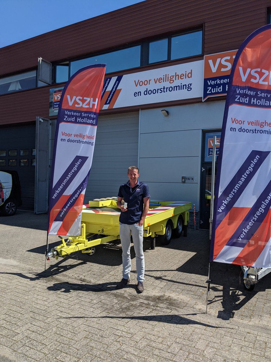 Flessenpost <a href="/MVOwestland/">MVO Westland</a> om ondernemers in deze tijd een hart onder de riem te steken #hou het hoofd koel en het 💚 warm#. Bezoek bij onze relaties Martin, Tom, Loes van  <a href="/mlservice2008/">ML-Service</a> en Joyce van ML opleidingen en Dennis van <a href="/vszh1/">Verkeersregelaars</a>. Blij met  mooie samenwerking <a href="/Patijnenburg/">Patijnenburg</a>