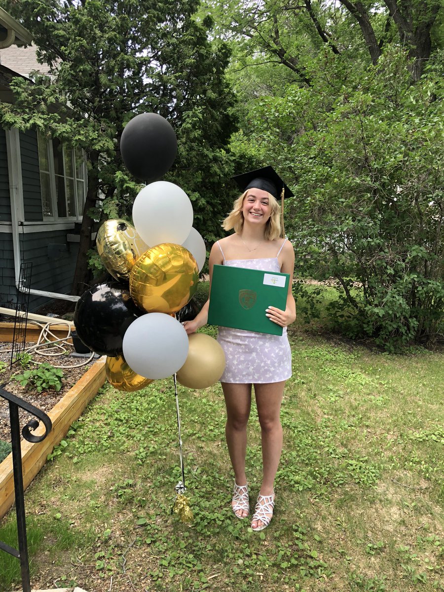 deneerep's tweet photo. Day 2 of Driveway Graduations!! Another amazing day filled with laughter, tears, memories and even a pie chart! I love this group and feel so blessed to celebrate grad with each of my CAP families! @campbelltartans @RegPublicSchool #Graduation2020 #CAPBabies #drivewaygraduation https://t.co/X8acIgdVFi