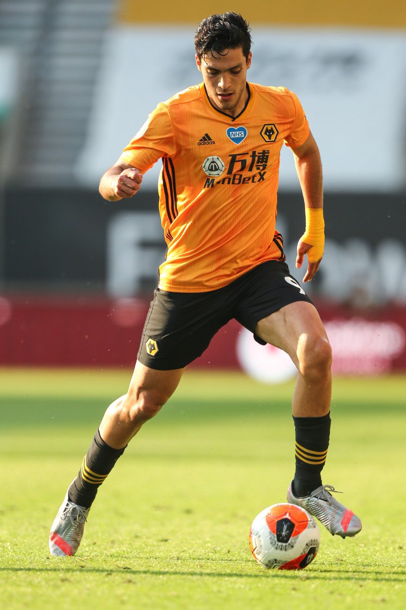 Raul_Jimenez9's tweet image. Victoria importante hoy en casa +3/ Important win at home +3 ⚽️🐺9️⃣🔶