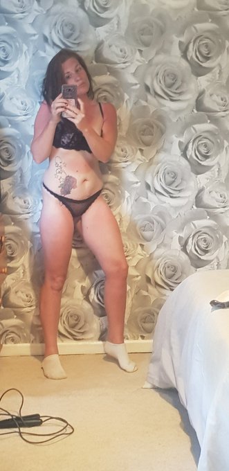 Been while crocodile. 😉👄 https://t.co/Wp6FXwOOYE