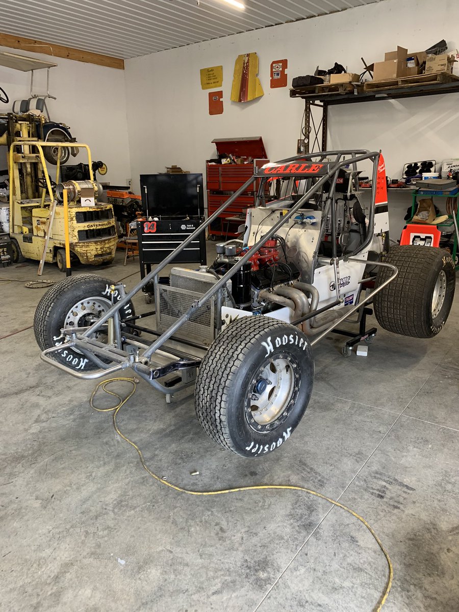 CarleRacing14c's tweet photo. Finishing up some weekly maintenance. Plan on running Friday at Paragon speedway, and if all goes well then Saturday at the burg. @dcarle1 @kcarle13 https://t.co/wNSDW88hqX