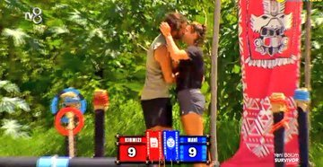 Ottoman09's tweet photo. #survivor2020
Uf olmuş abisi öpüp iyileştiriyor. https://t.co/PuFsiokvwO