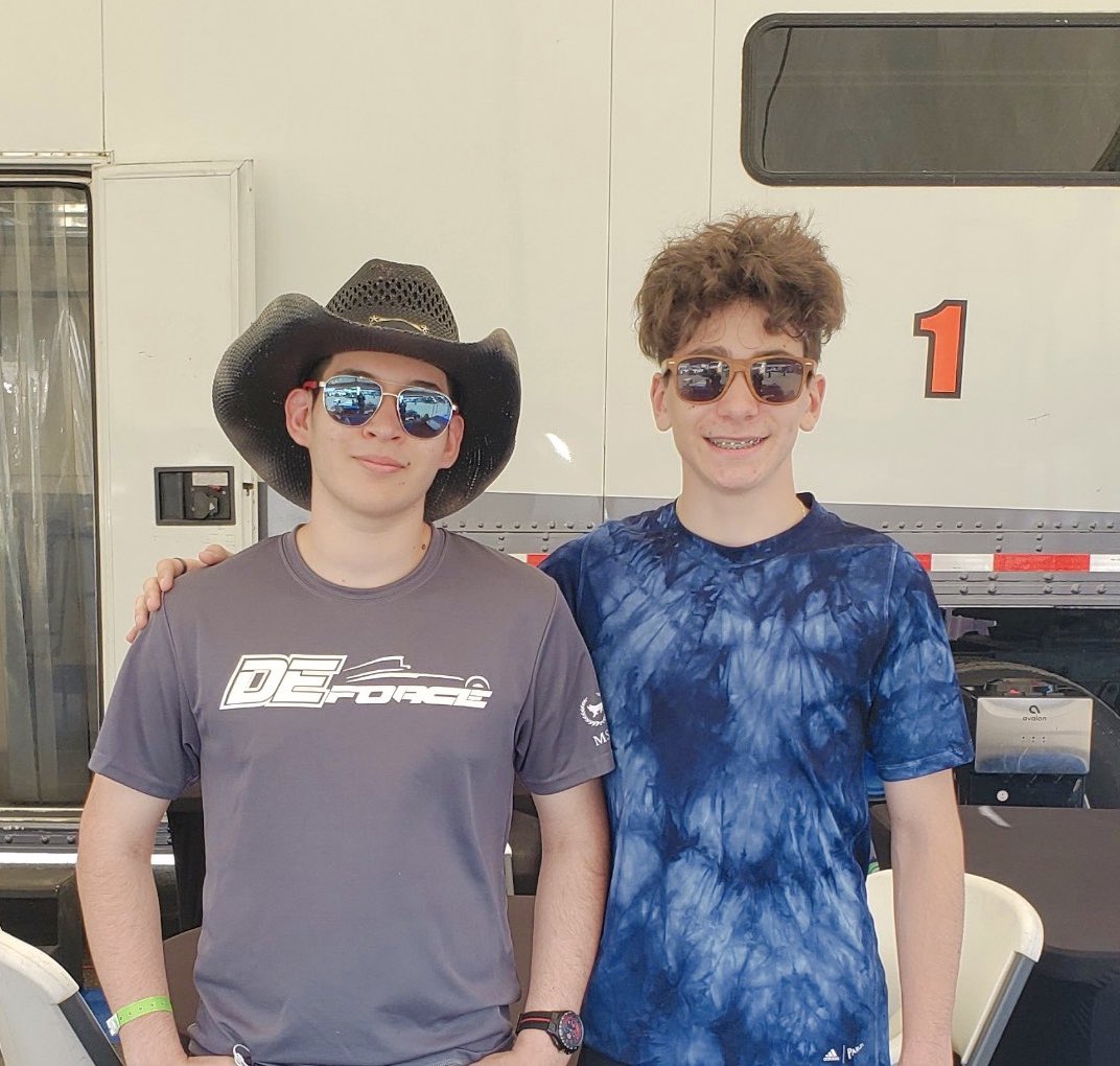 AldrettiSeth's tweet photo. Team @DEForceRacing  tomorrow is the big day! @nicochristo22 #F4US #DEForce #racing #Texas #race #Aldretti #SA #Ohio https://t.co/8kiuiE4yBN