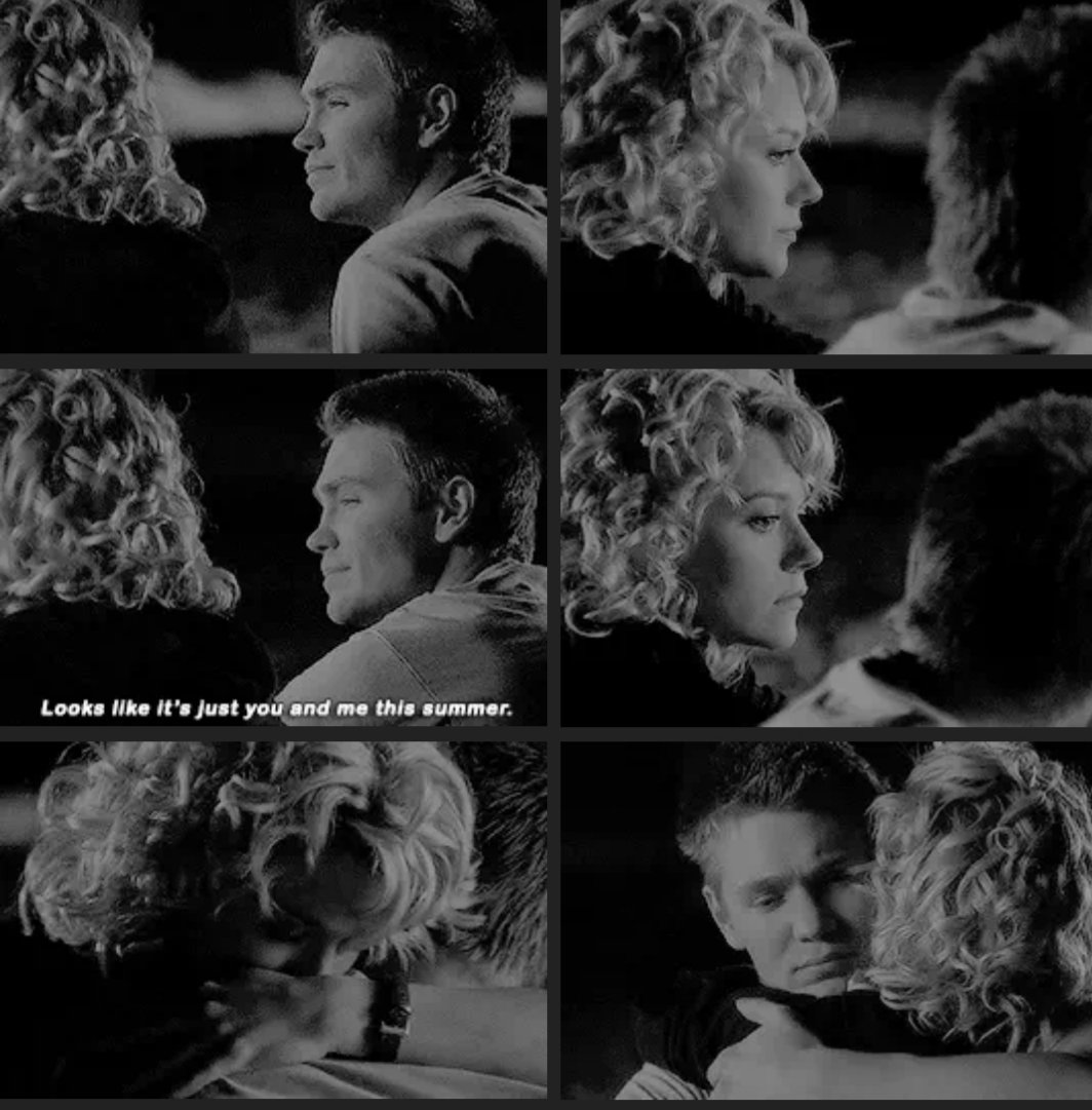 And we are about to be redeemed for the distance between Leyton now. "Looks like it's just you and me for the summer" we're about to be blessed in S3 and this is the hint. Foreshadowing.