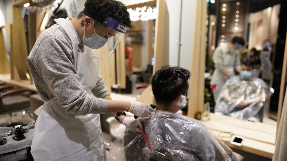 8. Personal care, grooming and tattoo businesses: Workers & customers must wear masks when within 6 feet of another person. A customer can take off their mask if they are getting a facial treatment, shave, tattoo or any other service to the part of the head impacted by the mask