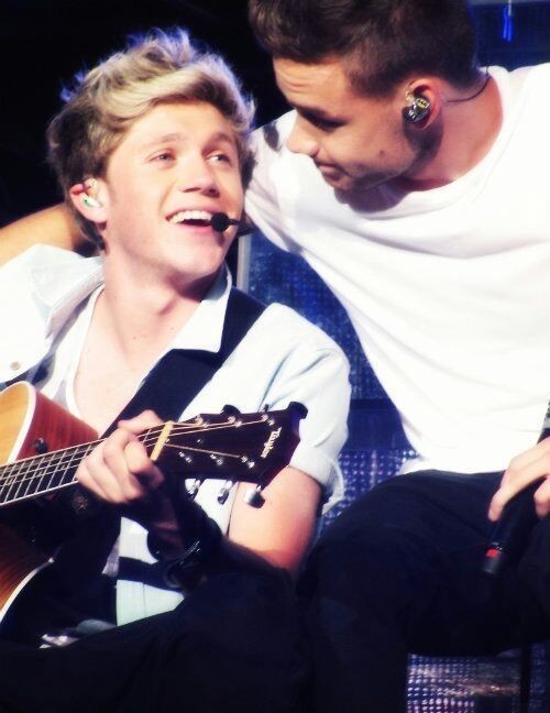 𝑵𝒊𝒂𝒎 𝑯𝒐𝒓𝒂𝒚𝒏𝒆 (𝙽𝚒𝚊𝚕𝚕/𝙻𝚒𝚊𝚖)"Just because i spend so much time with Niall, I do irish accent these days without even noticing" -Liam