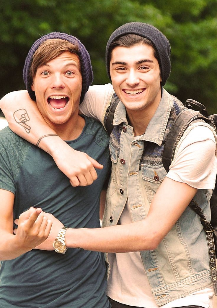 𝒁𝒐𝒖𝒊𝒔 𝑴𝒂𝒍𝒊𝒌𝒔𝒐𝒏 (𝚉𝚊𝚢𝚗/𝙻𝚘𝚞𝚒𝚜)"And I was shouting: Zayn! Zayn! But he didn't come" "I'd alwas save you Louis" -Louis & Zayn