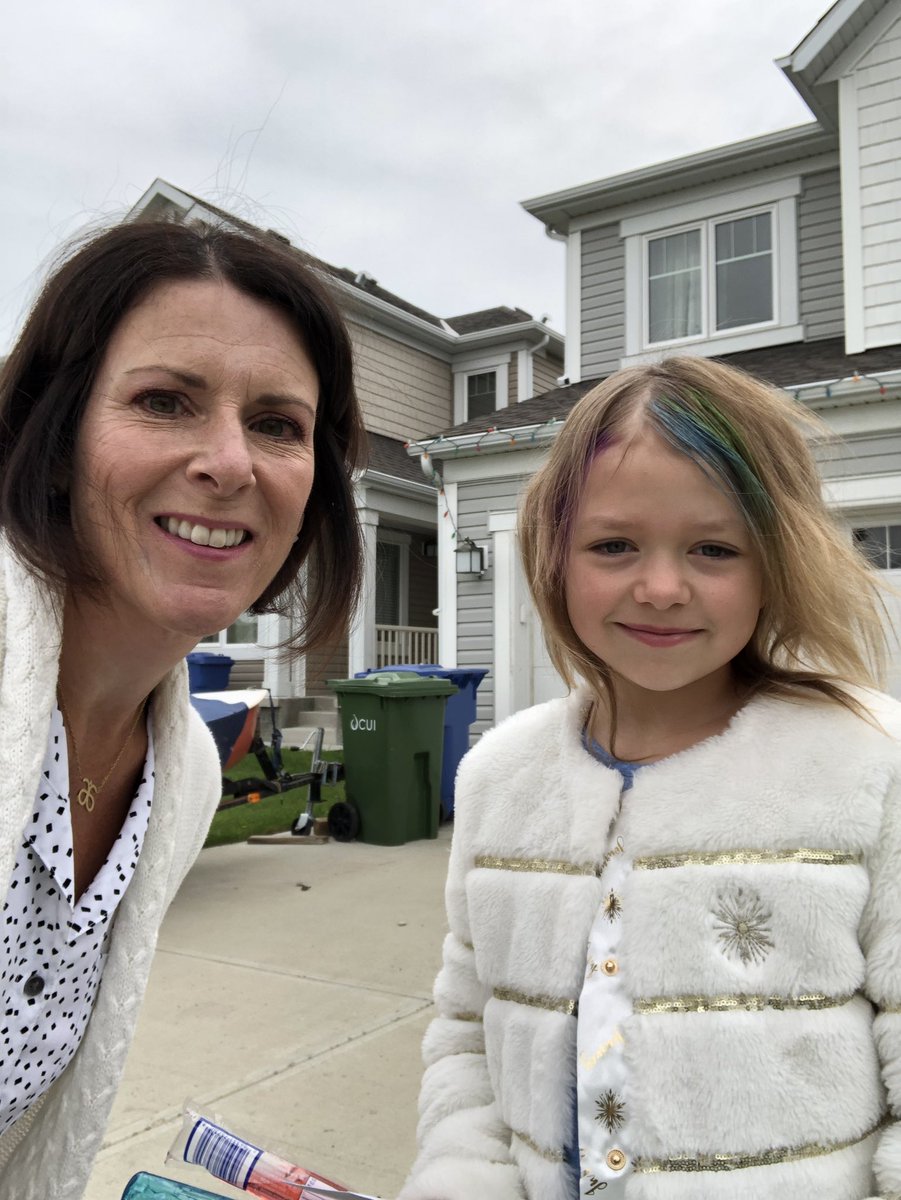 Mrs. Chapman's 3s tweet media