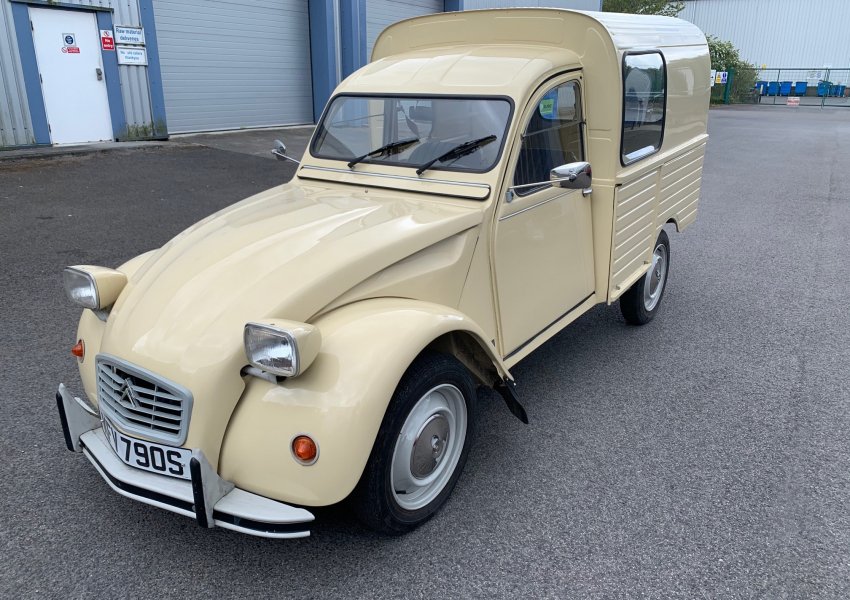 Classiccarshops tweet picture