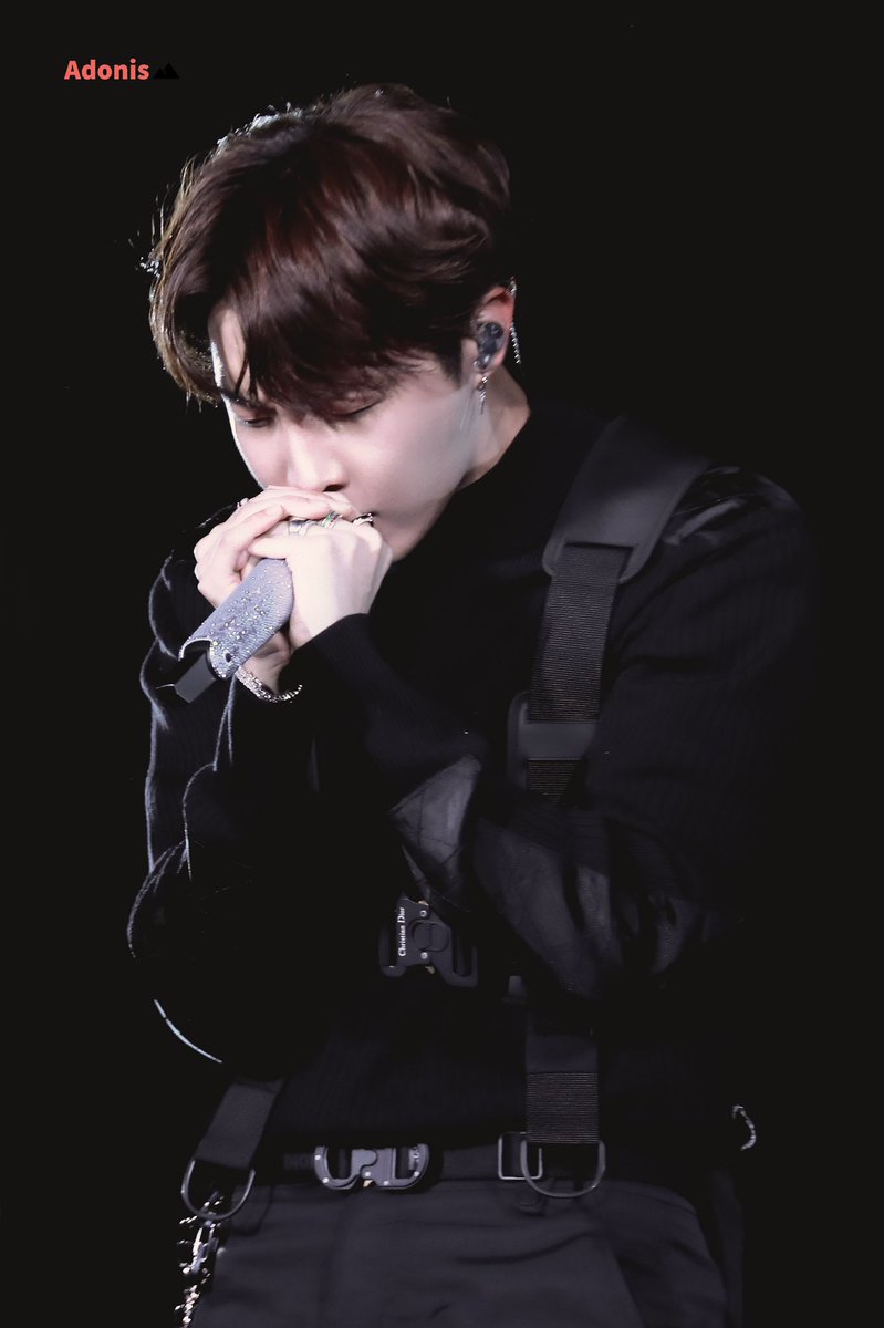 Hoseok in his Dior outfits ; an important thread