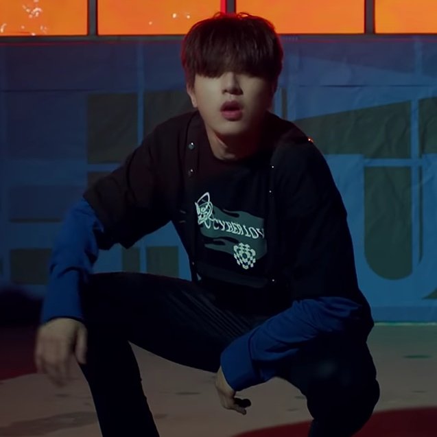 EbU-e12VcAYhZTL?format=jpg&name=small