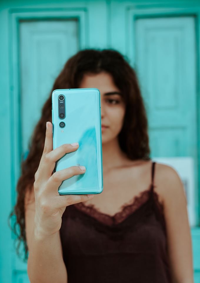 XiaomiIndonesia's tweet photo. Say hello to perfection! Slogan #Mi10 ini juga berlaku untuk kamu para pecinta mobile photography dengan Kamera utama 108MP.
Dapatkan Mi 10 di sini:
- https://t.co/aJcEb5y9ls
- https://t.co/mTSM9XYOrN
#ShowMi10 #MiGoWireless
๐ธhttps://t.co/6gRKCYjHCQ
๐ธhttps://t.co/rb52q926e1 https://t.co/PyBM4jVObT