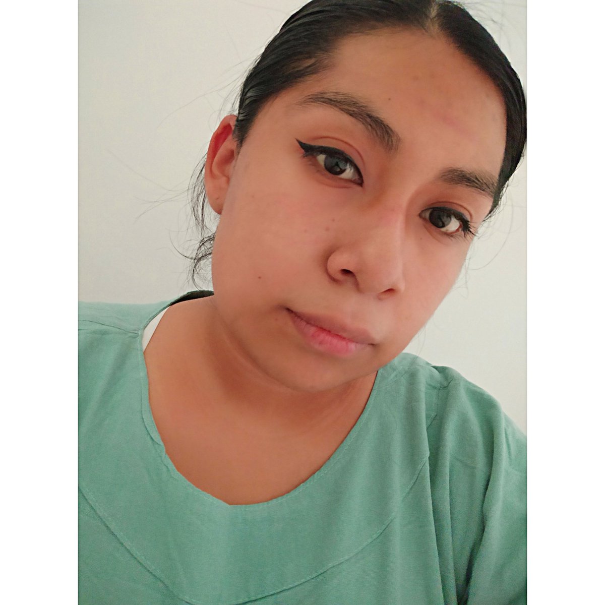 gladysjimenez2's tweet photo. Los estragos del trabajo, por favor no salgan de casa porque esto no para! #enfermera ❣️ https://t.co/pLrTjHUxt6