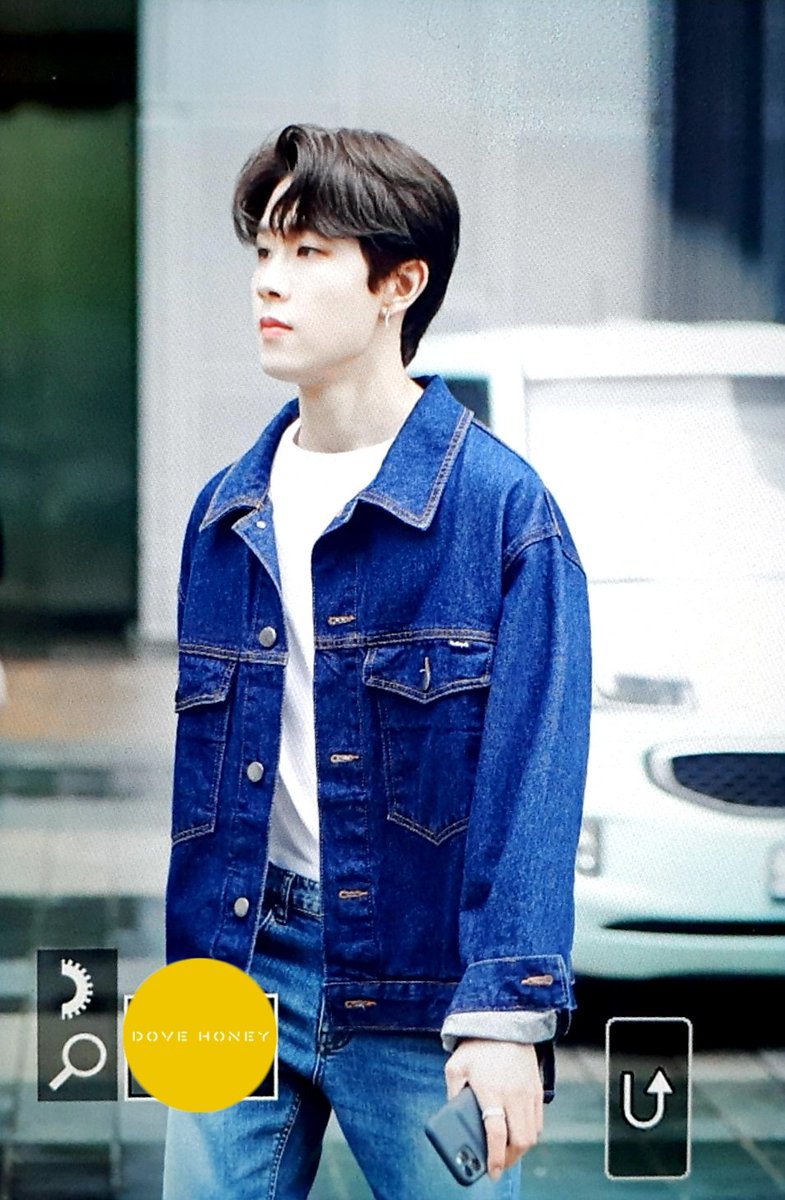 200625 #동현 🍯

청청 옳아요🥰
#DONGHYUN #ドンヒョン
#골든차일드 #GoldenChild #ゴルチャ 
<a href="/Hi_Goldenness/">GOLDEN CHILD</a>