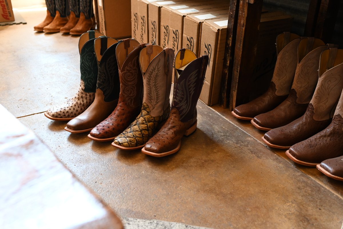 fenogliobootco's tweet photo. Put your best foot forward in a pair of Fenoglio’s!🤠
•
📸: @ClickThompson#nothingfinerthanfenoglio #handcrafted #handmadeinTexas #fenogliobootco #cowboyboots #westernlifestyle #cowboy https://t.co/CvLsUdpEZZ