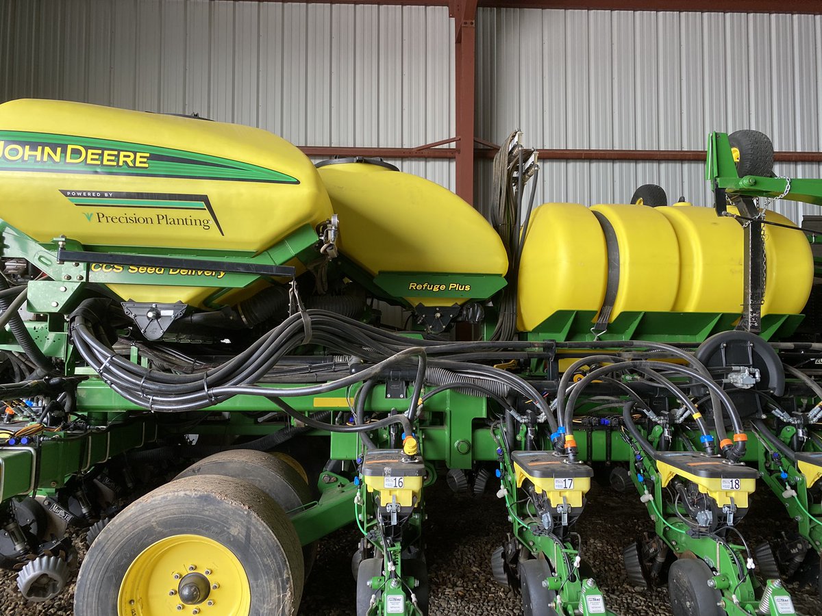 travismesser81's tweet image. @PlainsGrain Mott Store currently has this DB60 24 row 30” planter available!  This is a super clean unit just gone through.  @precisionplant #DeltaForce #mSet, #FurrowJet, #SmartFirmer, 2 @SureFireAg Liqud systems, and it does currently have dual band #Conceal.  Call us or Dm.