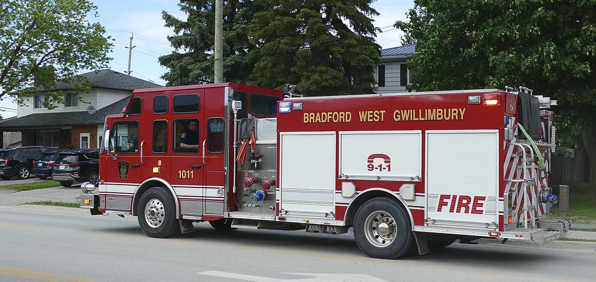 chrisDfirephoto's tweet photo. Was able to catch @BWG_Fire 1011 to a Medical call
Very Friendly Crew
#gogetembrothers #QSiren @CFES_FireChief #panasoniclumixfz1000 https://t.co/crpDsGyBry