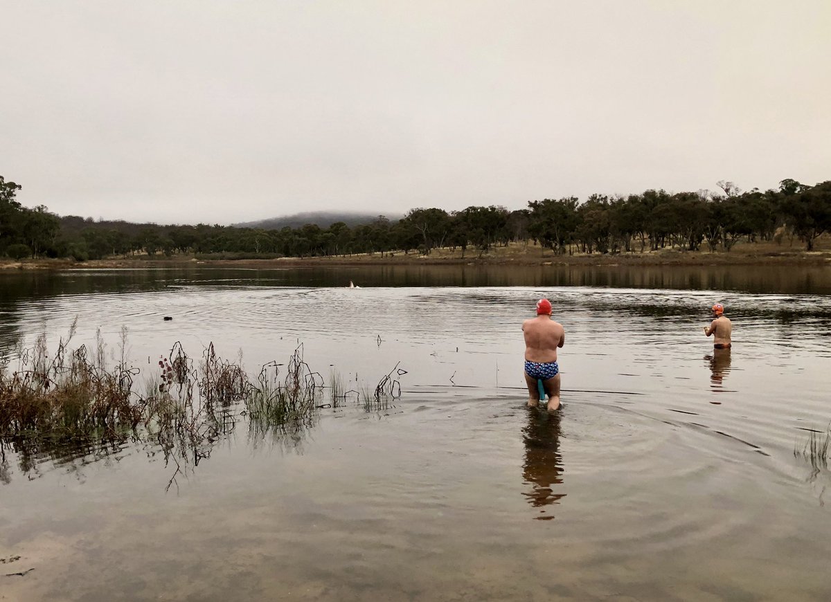 platocean's tweet photo. A brutal swim. 

1.7 km in 8-9°C water. A bleak sky with not even the hope of a  sunbeam to sooth us. Even the warm post-swim Milo couldn’t stave off an hour or more of shivers. Seven swimmers. https://t.co/tC3ZNVtJVt