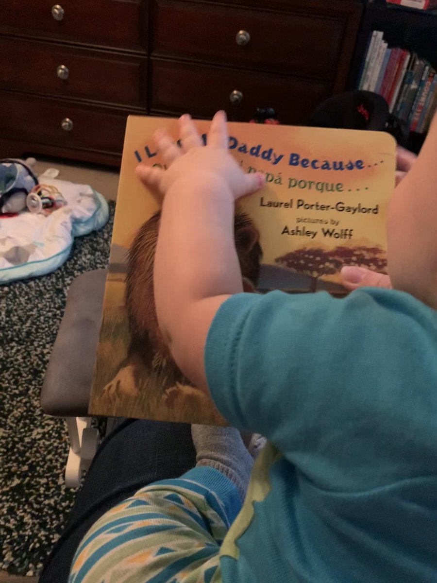 SECasale's tweet image. We 💙 when new books come in the mail from @dollyslibrary #bookboy #jedijoseph