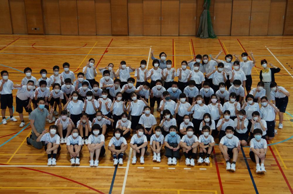 Twitter पर 京都橘中学校 高等学校 橘の風更新 京都橘中学校 高等学校 の日常をお伝えするブログ 橘の風 を更新しています T Co Bgxpxjxzv3 中１が伝言ジェスチャーゲームを楽しみました 京都橘 中１ 伝言ジェスチャーゲーム T