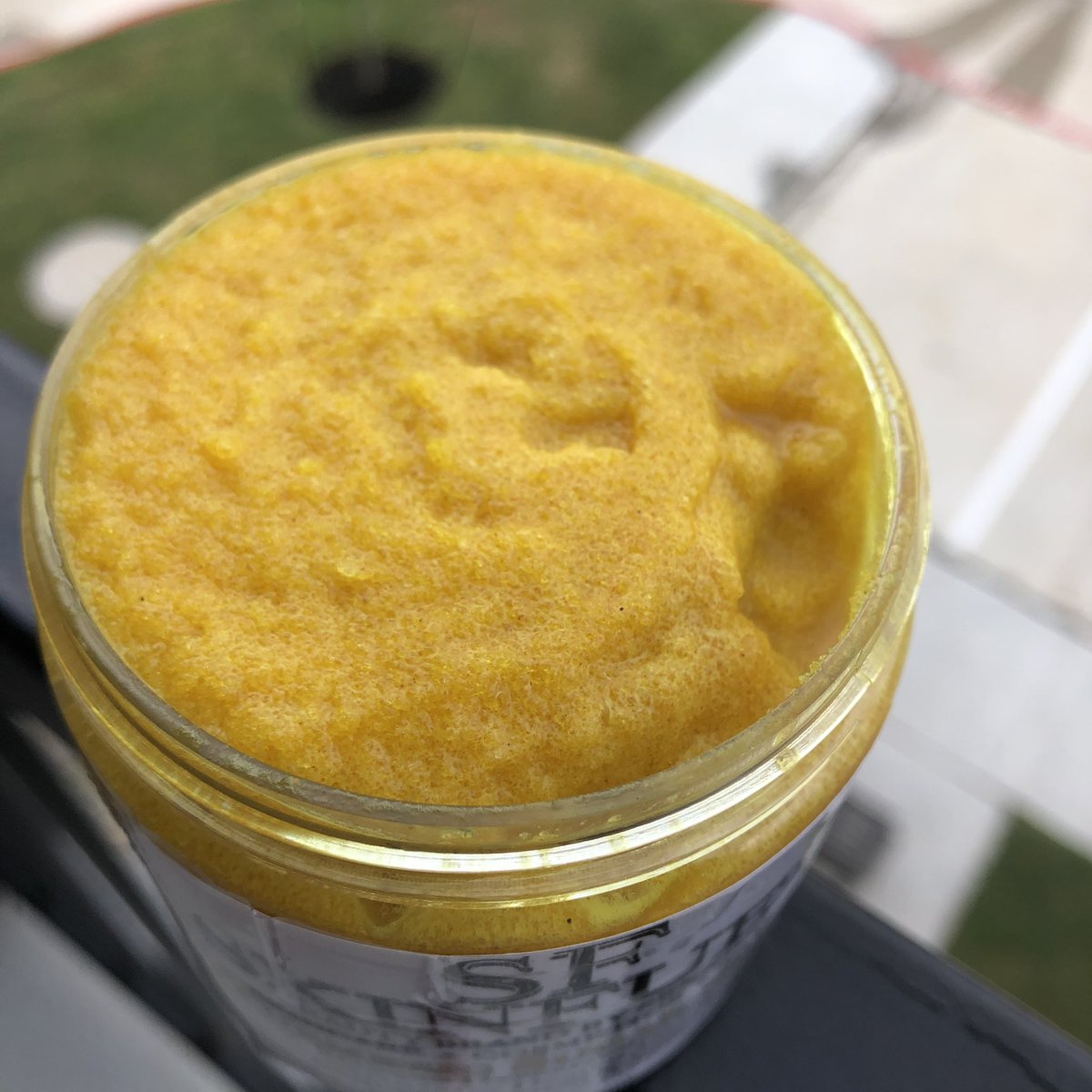 FuelBeauty's tweet photo. NEWBIES ALERT ⚠️🧡🧖🏾‍♀️ 
Our Tumeric Sugar Scrub &amp; Tumeric Clay Mask is now available on our website!✨🛍

These products has a variety of benefits for the skin. 💗

• Reduces hyperpigmentation
• Exfoliates dead skin
• Hydrates dry skin 
• Fades dark spots https://t.co/BFVKhVmGIG