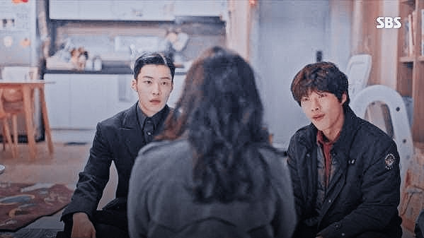 The King : Eternal MonarchLee Gon-Jeong Te EulLiterally my first full ongoing drama. This drama gave me headaches and pleasure at the same time. I absolutely loved the chemistry between the couple, the most amazing bromance crumbs and an intriguing mystery.