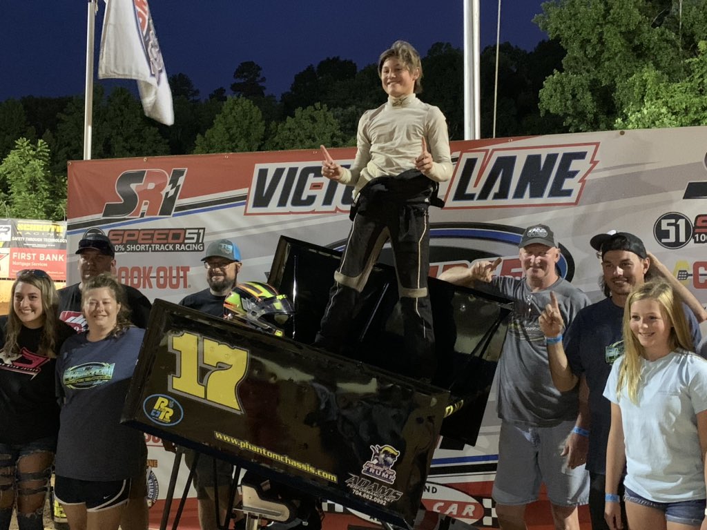 Biscuit Williams celebrates after his Intermediate Division win at <a href="/MillbridgeRacin/">Millbridge Speedway</a>.

The Micro Sprints are up next. Watch live on Speed51: speed51.com/watch-tonight-…