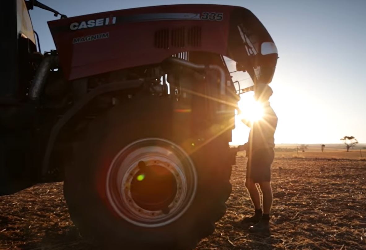 Making the right choice for the best lubricant and oil is critical to ensure your machine runs at optimum efficiency. Need guidance? Chat to your local Case IH dealership or check out our lubrication guide caseih.com/anz/en-au/part…