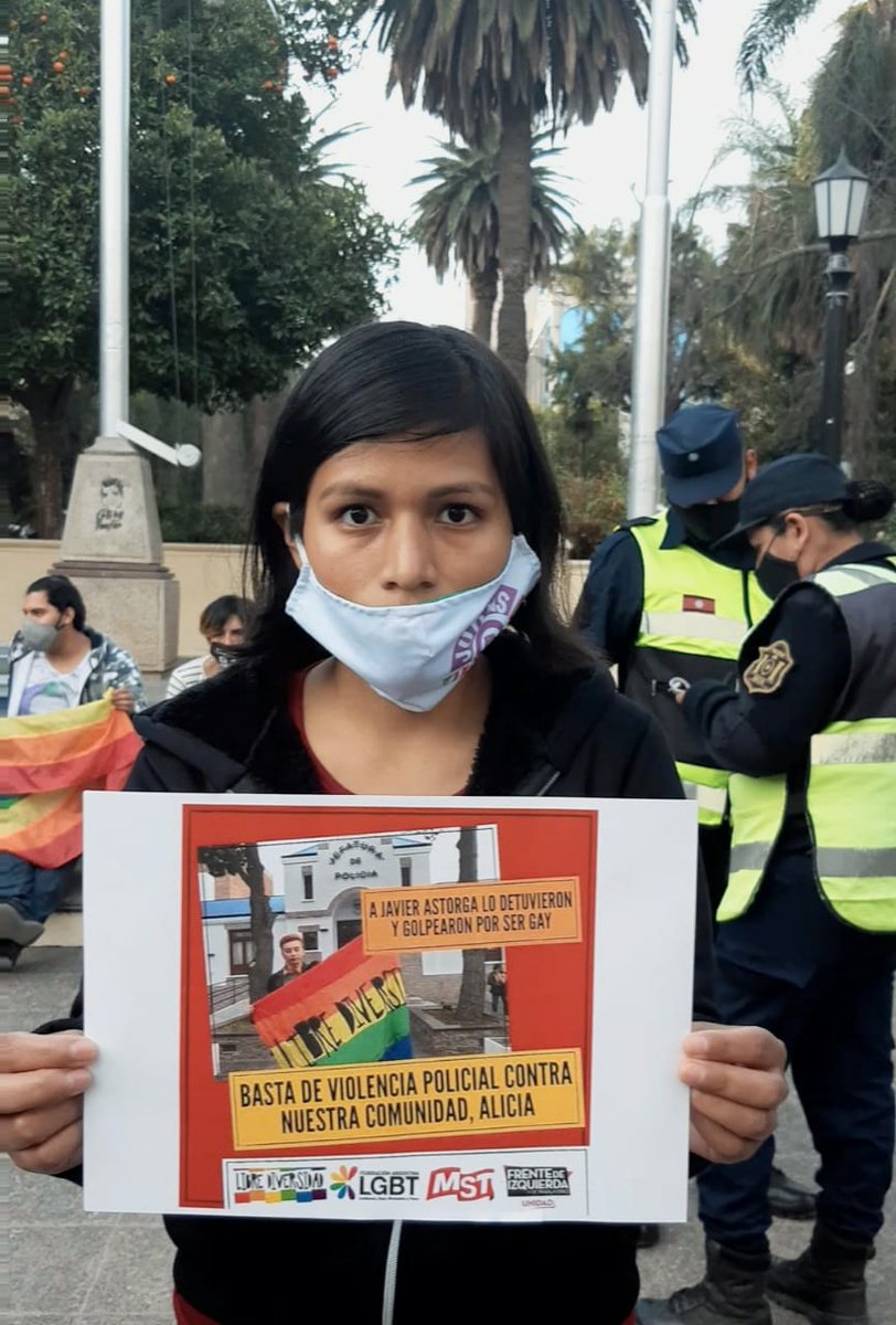 mst_salta's tweet photo. 🌈 Desde Juntas y a la Izquierda y Libre Diversidad nos sumamos a la campaña de pedido de justicia por Javier, víctima y sobreviviente del abuso policial y discriminación por su orientación sexual. 

#JusticiaPorJavier
#CastigoALosResponsables
#BastaDeAbusoPolicial https://t.co/0bFHU8HzrT
