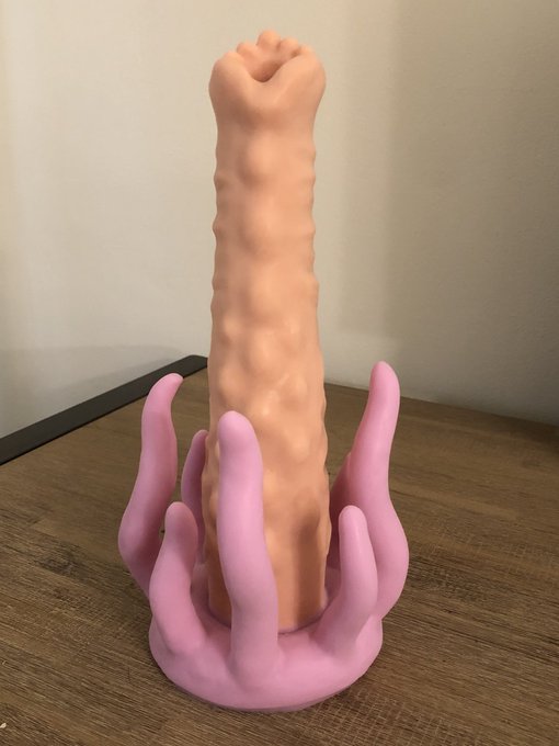 Every toy just keeps getting bigger. Can&rsquo;t wait to be invaded by all 11x10 of G&rsquo;lorp.          #primalhardwere<a href="/tag/anal"class="tags"><span>#anal</span></a><a href="/tag/ovipositor"class="tags"><span>#ovipositor</span></a><a href="/tag/primalhardwere"class="tags"><span>#primalhardwere</span></a><a href="/tag/glorp"class="tags"><span>#glorp</span></a>