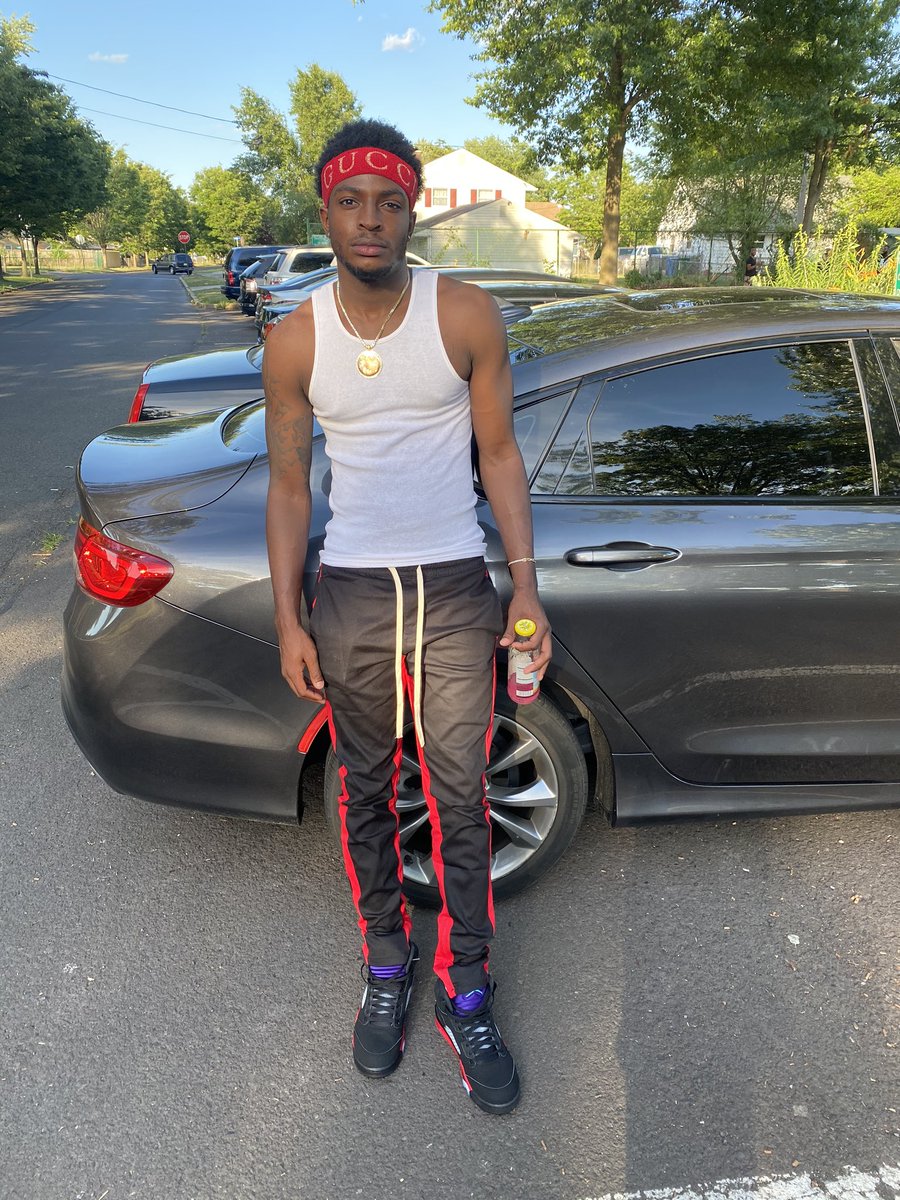 _djnell's tweet image. Youngest n**** n charge but I’m slept on 🖤🚀
#LLGZZ
#LL500
#LLNUT
#LLCASH