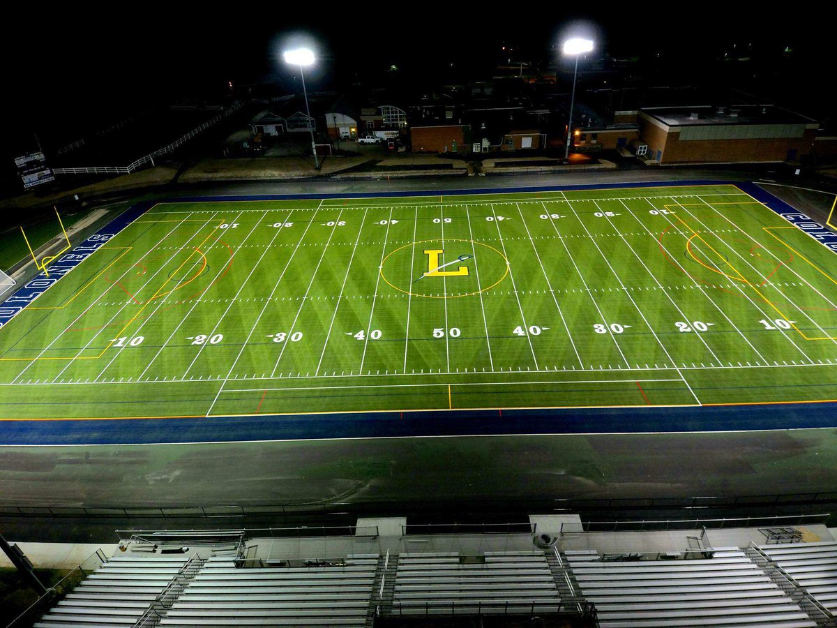 ledyardsports's tweet photo. Tonight! #LHScolonelpride https://t.co/1FLgzVEPeS