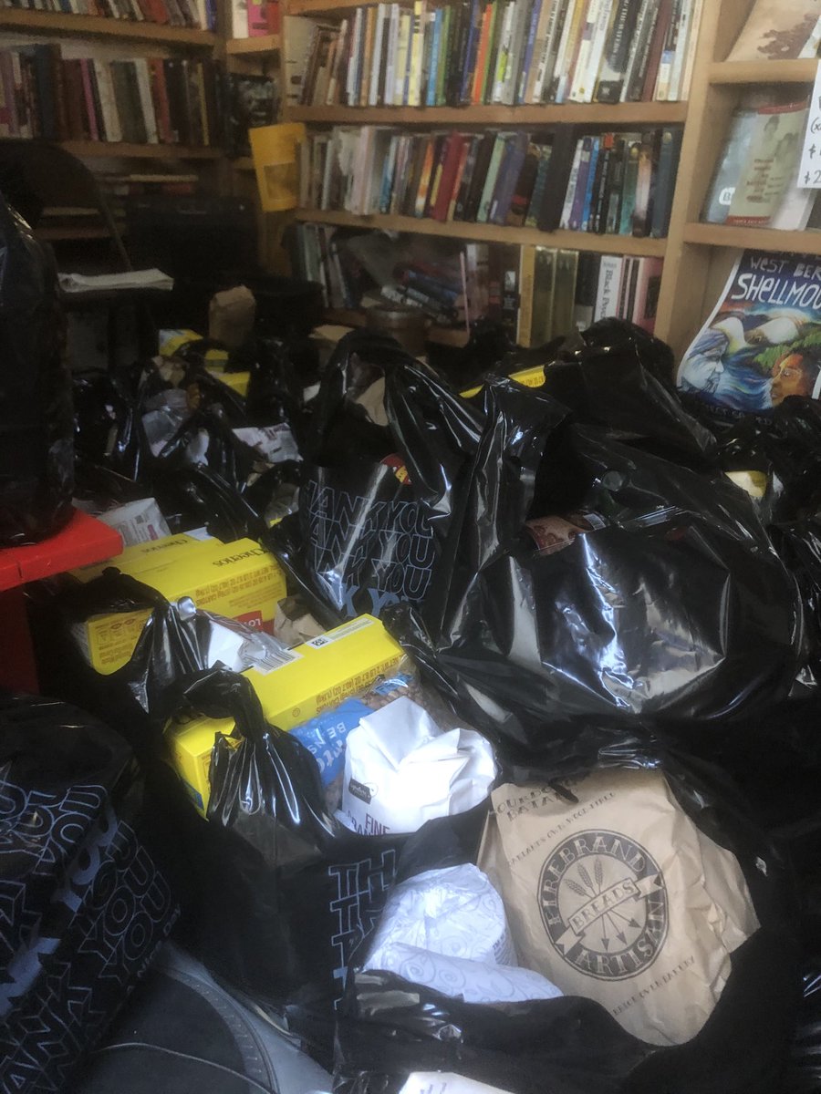 PovertySkola's tweet photo. Uncle al/MamaDee po peoples library at #Homefulness is baaaaack to being edible cuz like Cesar sez “u can’t eat books “ #SlidingScaleCafe #MercaditoDeCambio Thursdays 12-2pm at 8032BlackArthur #Homefulness -a homeless peoples solution to homelessness ⁦@PovertySkola⁩ https://t.co/GJ5XSfOUN1