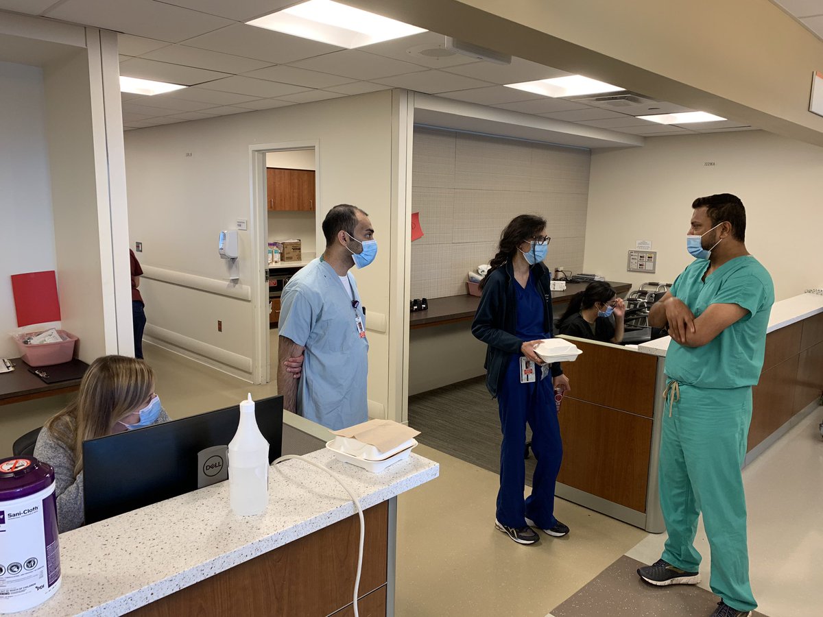 ACMCIMRes's tweet image. Congrats #interns Day 1 is in the books! Great start to new academic year. All accounts, EMR, and IT working flawlessly...what a miracle 😉 @CVOMed @ShanaKothari_ @MB_Kalinowski @ENDOUNO @eternalkota @JIveybrown @advocatehealth @AdvocateAurora #medicine #residency