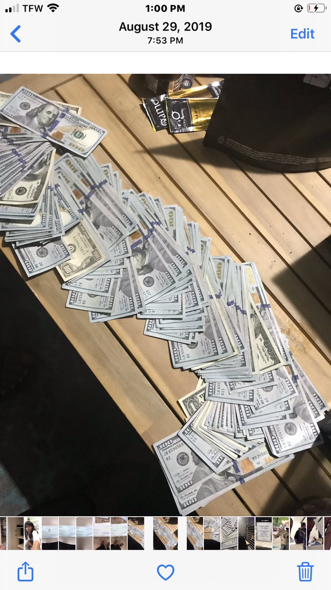 TokyoToni6's tweet photo. When ZEUS gives you a check .. and no more after they post what they didn’t give you- ! Liars and creeps work all in the same #tokyotoni https://t.co/DUMVB4lY4Y