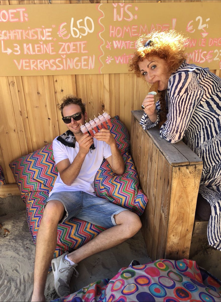 Ja het is tropisch warm 😅😅😅😅😅

Kom naar ons strand met je voeten in koele zand. 
We hebben ook heerlijke parasols als je lekker schaduw wilt 
En zelfgemaakt ijs van vers fruit of chocolade 😍

Zo fijn dat ik altijd voor moet proeven 
Wees welkom reserveer 0487 540445