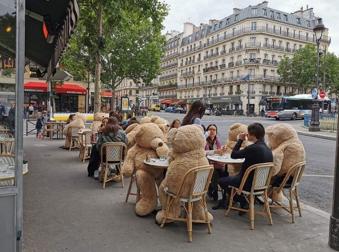A terrace in Paris has resolved the ′′ distance ′′
From this weekend 😉