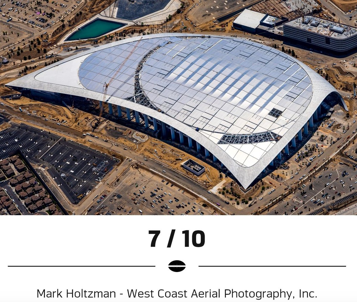 DraftDayDice's tweet photo. Drove by SoFi Stadium (Home of #Rams and #Chargers) and took these ground pics. Aerial shot was from the Charges' link. Looking forward to sitting in those seats for games and concerts?
Check out this mock draft using #draftdaydice
https://t.co/gZWaj1z55d https://t.co/89xlkTzB22