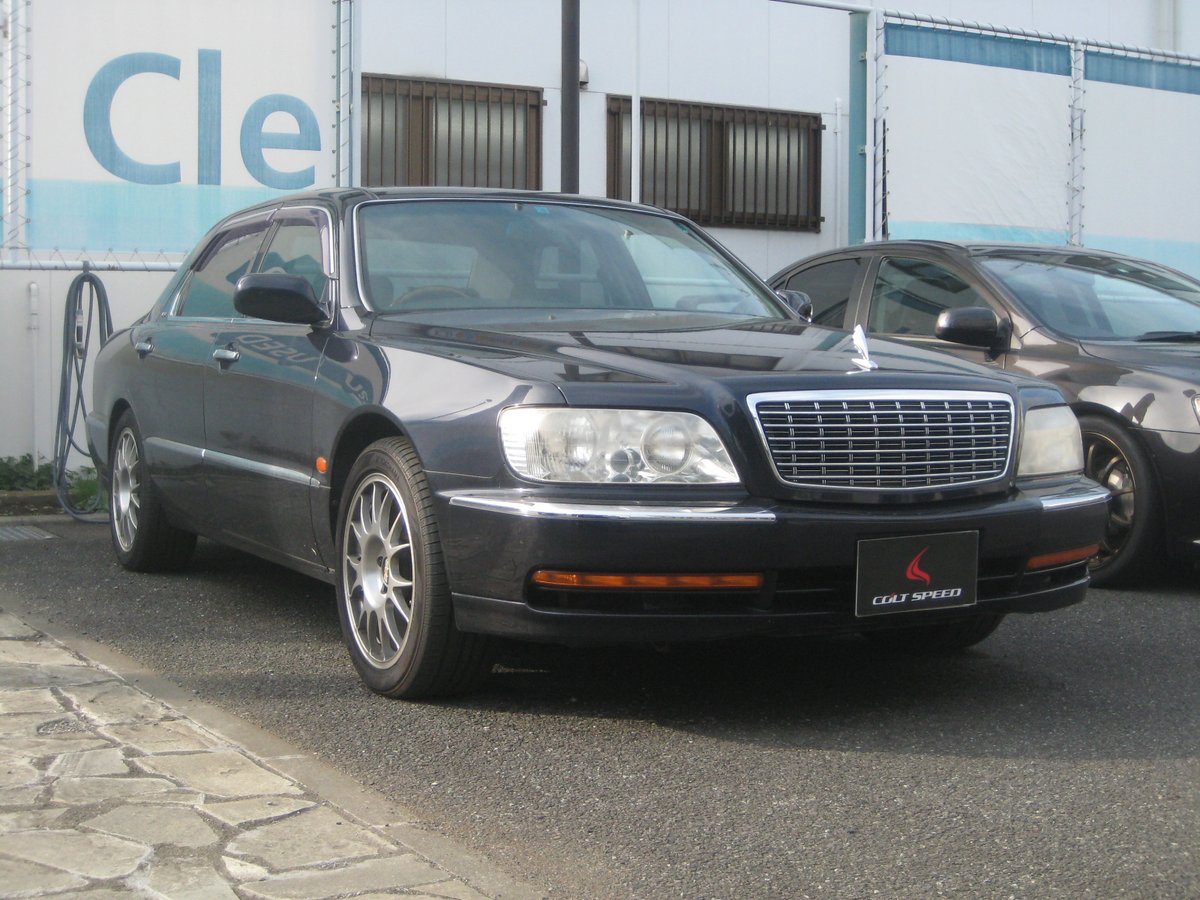 Twitter पर コルトスピード 公式 他人と被らない車 社有車ですが三菱プラウディア V8 4 5リッターエンジンは始動するとアメ車の様に唸ります 昔は三菱グループ企業の役員駐車場にいっぱい停まっていたそうな