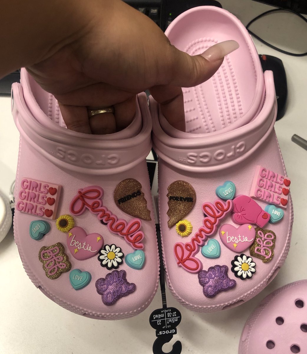 crocs under 20