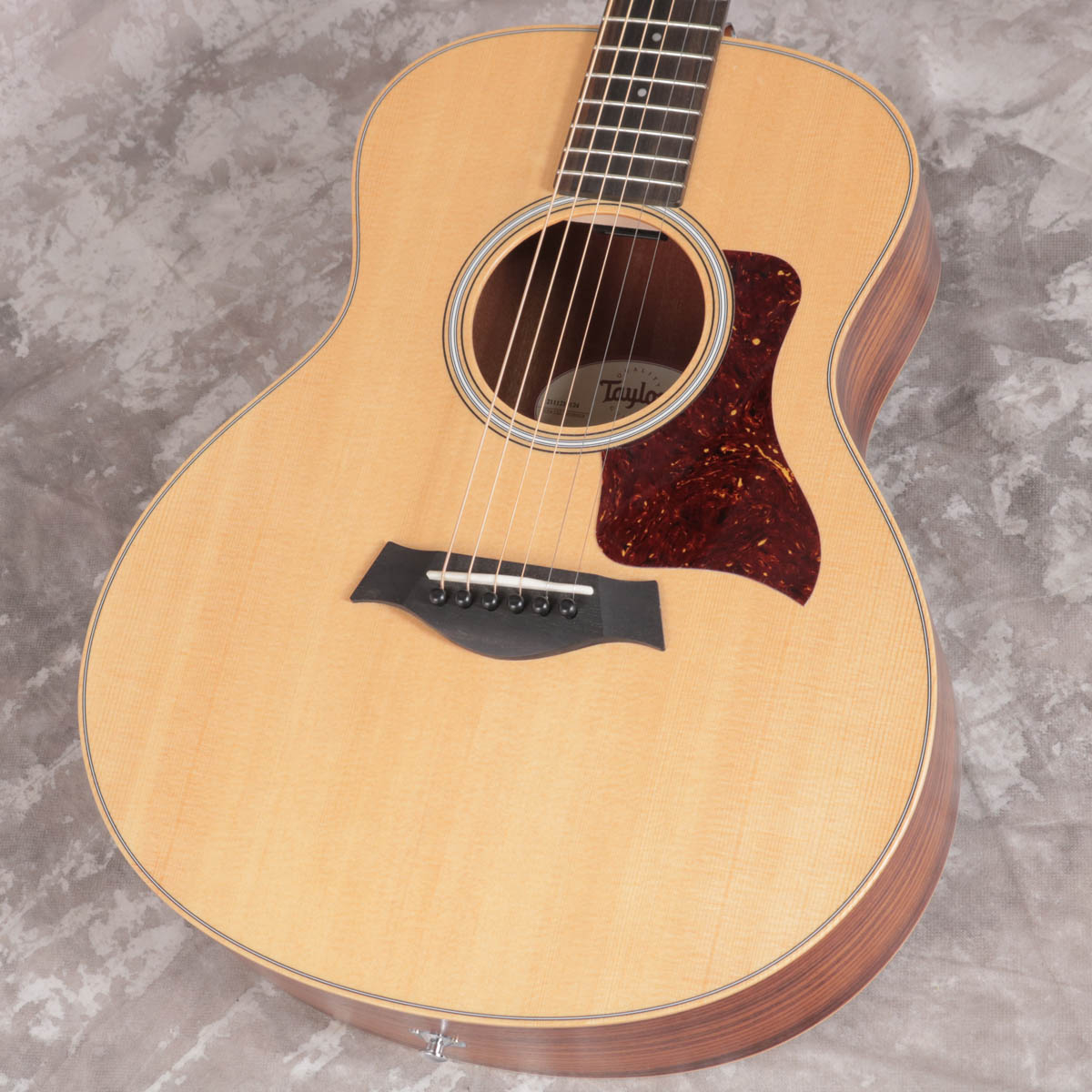 ishibashichamz's tweet image. 【#アコースティックギターフロア】
MAX 10万円でオススメギター 4選！(アコギ編)
1.#YAMAHA RED LABEL #FG3
2.#YAMAHA RED LABEL #FS3
3.#Taylor #ACADEMY10 
4.#Taylor #GSMINI Rosewood(中古)

#給付金でギターを始めてみませんか

store.ishibashi.co.jp/ec/proList/doS…